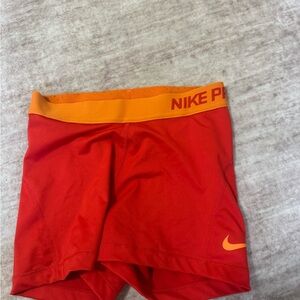 Nike Pro shorts size small